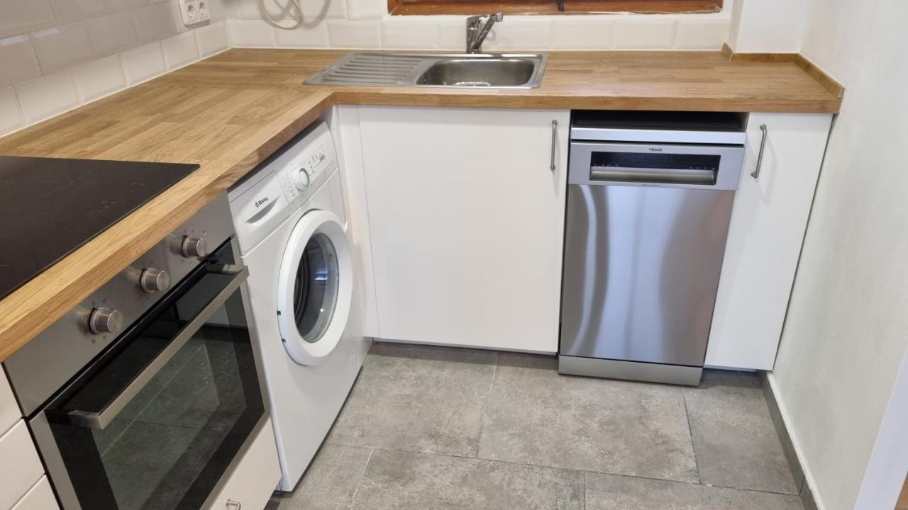 Apartamento Familiar Con Piscina Y Wifi L' Escala Luaran gambar