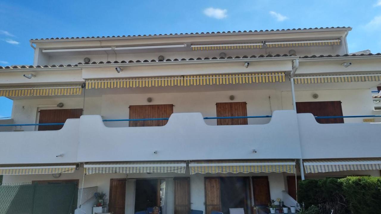 Apartamento Familiar Con Piscina Y Wifi L' Escala Luaran gambar