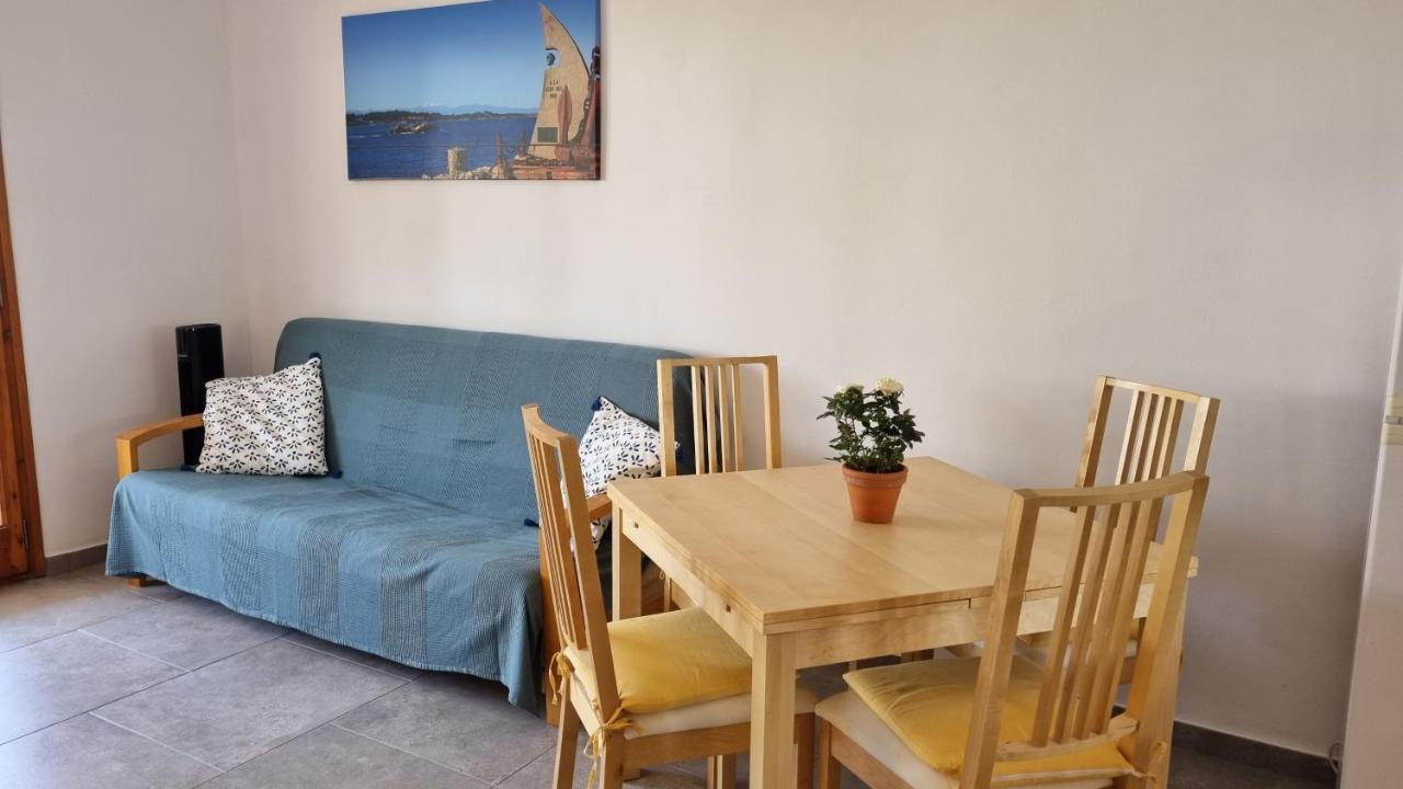 Apartamento Familiar Con Piscina Y Wifi L' Escala Luaran gambar