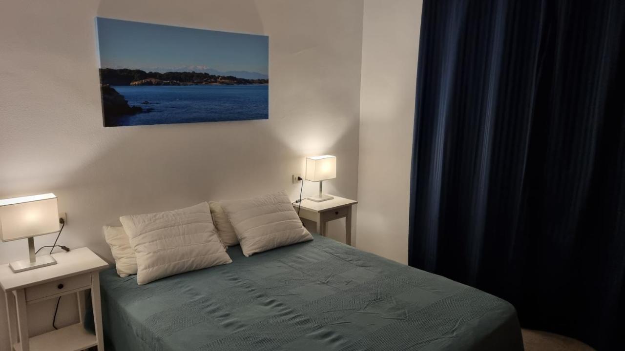 Apartamento Familiar Con Piscina Y Wifi L' Escala Luaran gambar